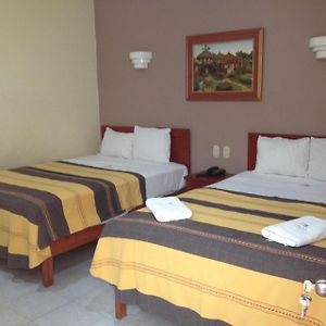 Habitación con Cama King